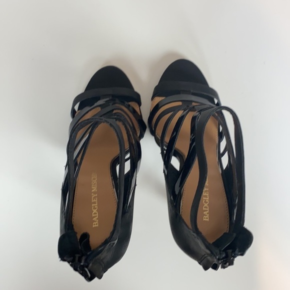Badgley Mischka Black Strappy Sandals Size 5.5 - Picture 13 of 15